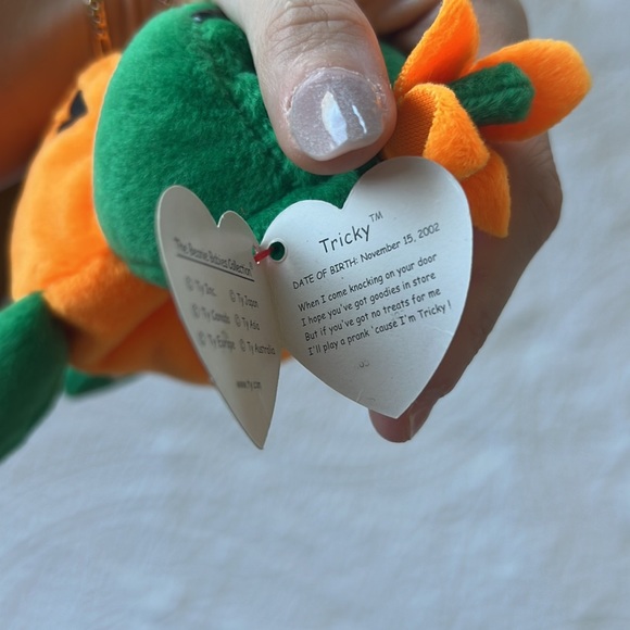 GIFTED TY Tricky Halloween Bear Beanie Babies Baby Jack-o-lantern Pumpkin Green - Picture 8 of 8